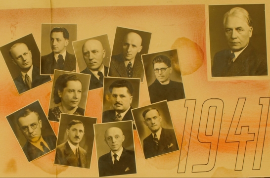 Profesoři gymn&aacute;zia