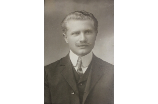 Pol&aacute;k Vladim&iacute;r